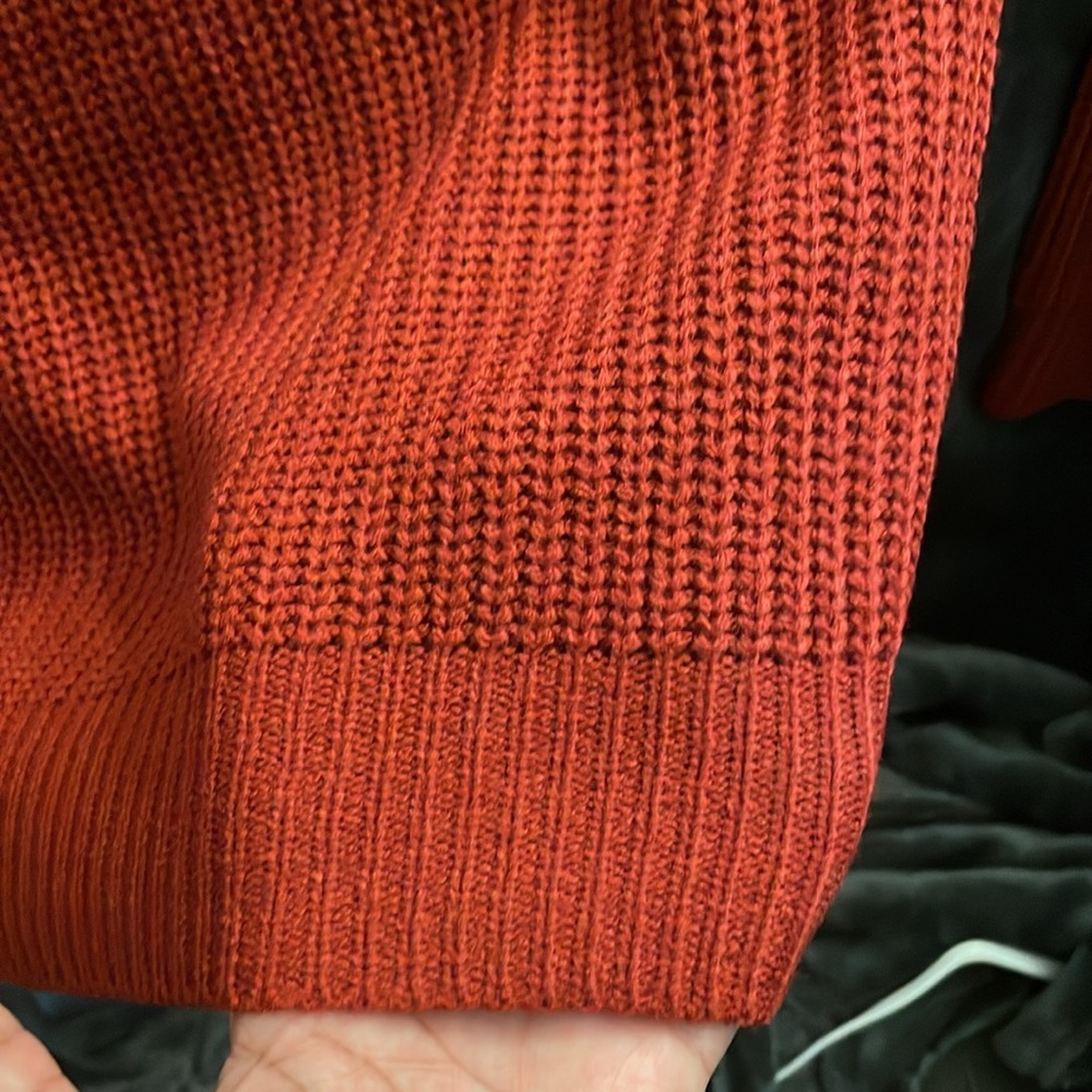 Sweater - Picture 3 of 4